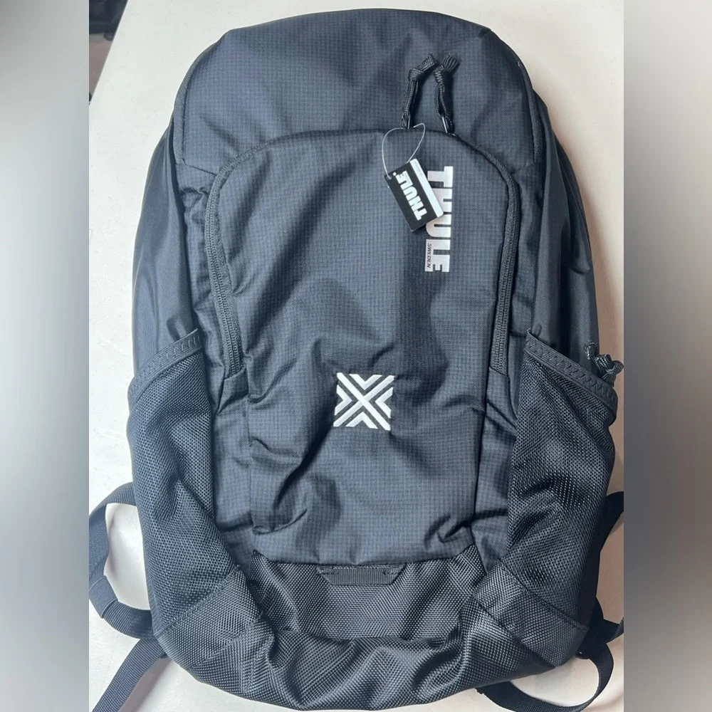 NWT THULE Achiever 15” Laptop 24L Backpack Bag Men Unisex